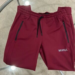 Nobull joggers. barely used, size M